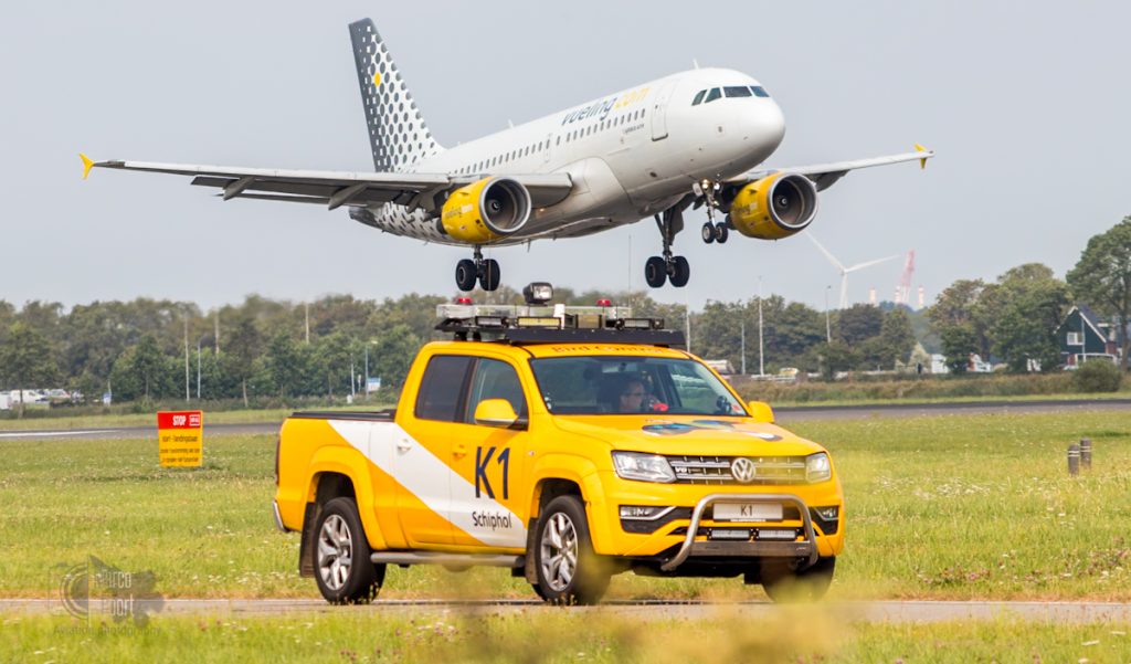 Birdcontrol houd de wacht - Schiphol Amsterdam Airport